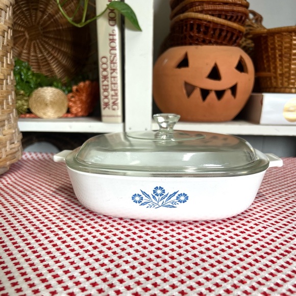 Vintage Corning ware cornflower blue p-9-b casserole dish with lid - Picture 1 of 10